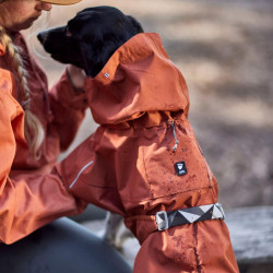 Obleček Hurtta Mudventure Coat ECO skořicový 60